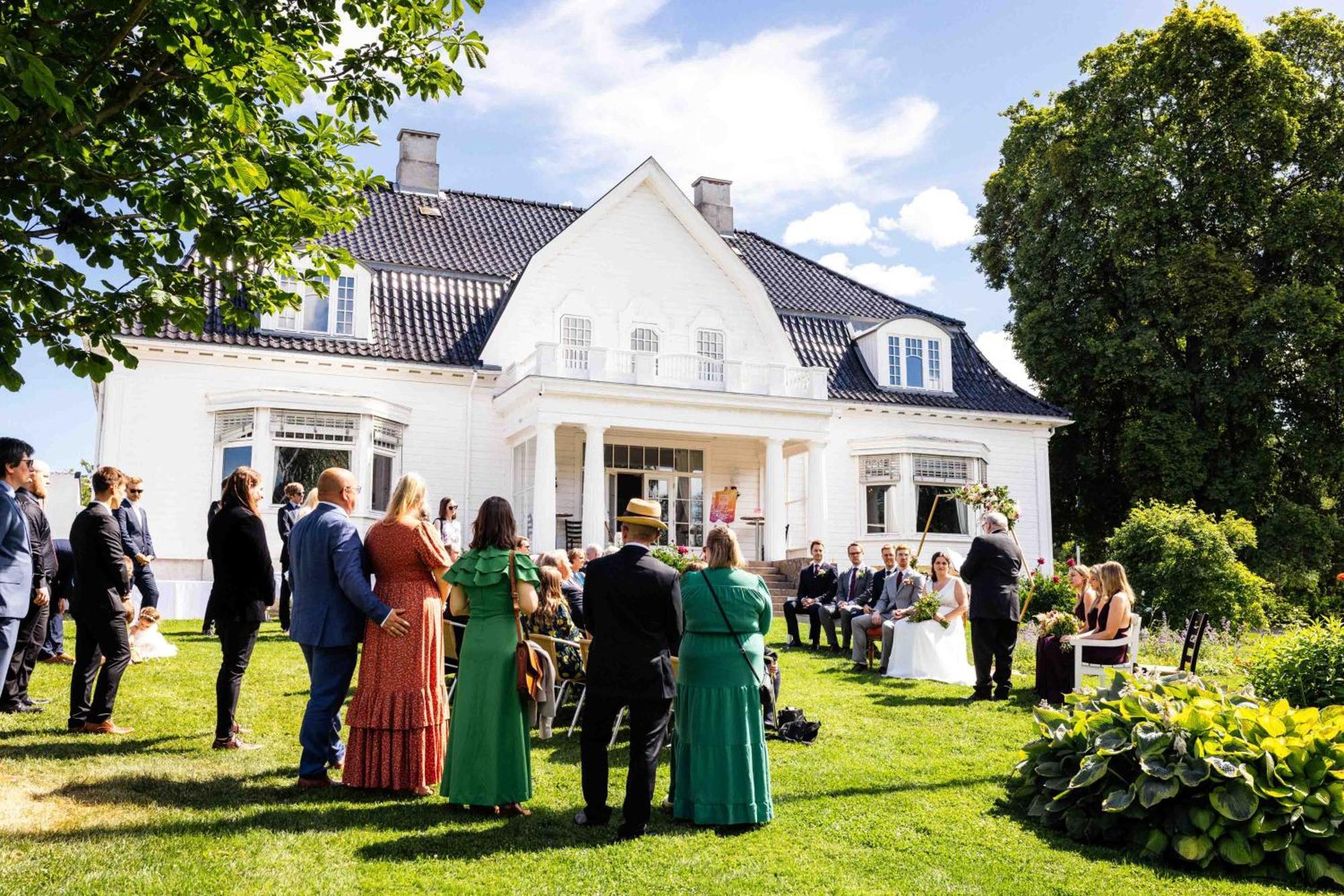 Thorbjornrud Hotell Jevnaker Exterior foto